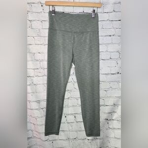 Athleta Ultra High Rise Elation 7/8 Legging Size Small